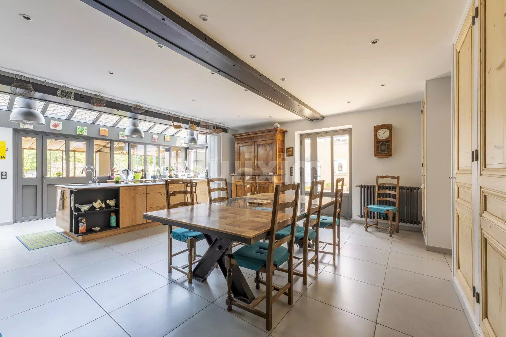 maison 12 Pièces en vente sur Charentay (69220)