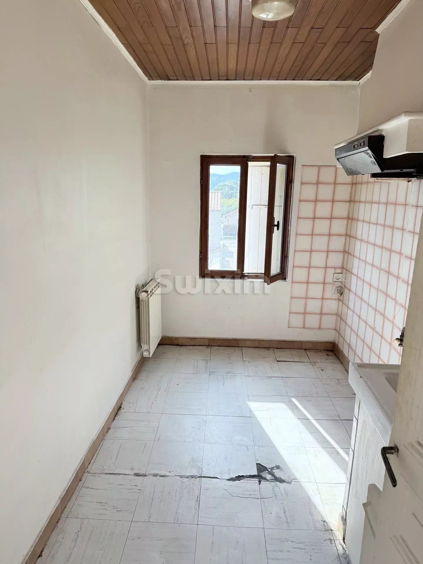 immobile 10 Camere in vendita su Montélimar (26200)