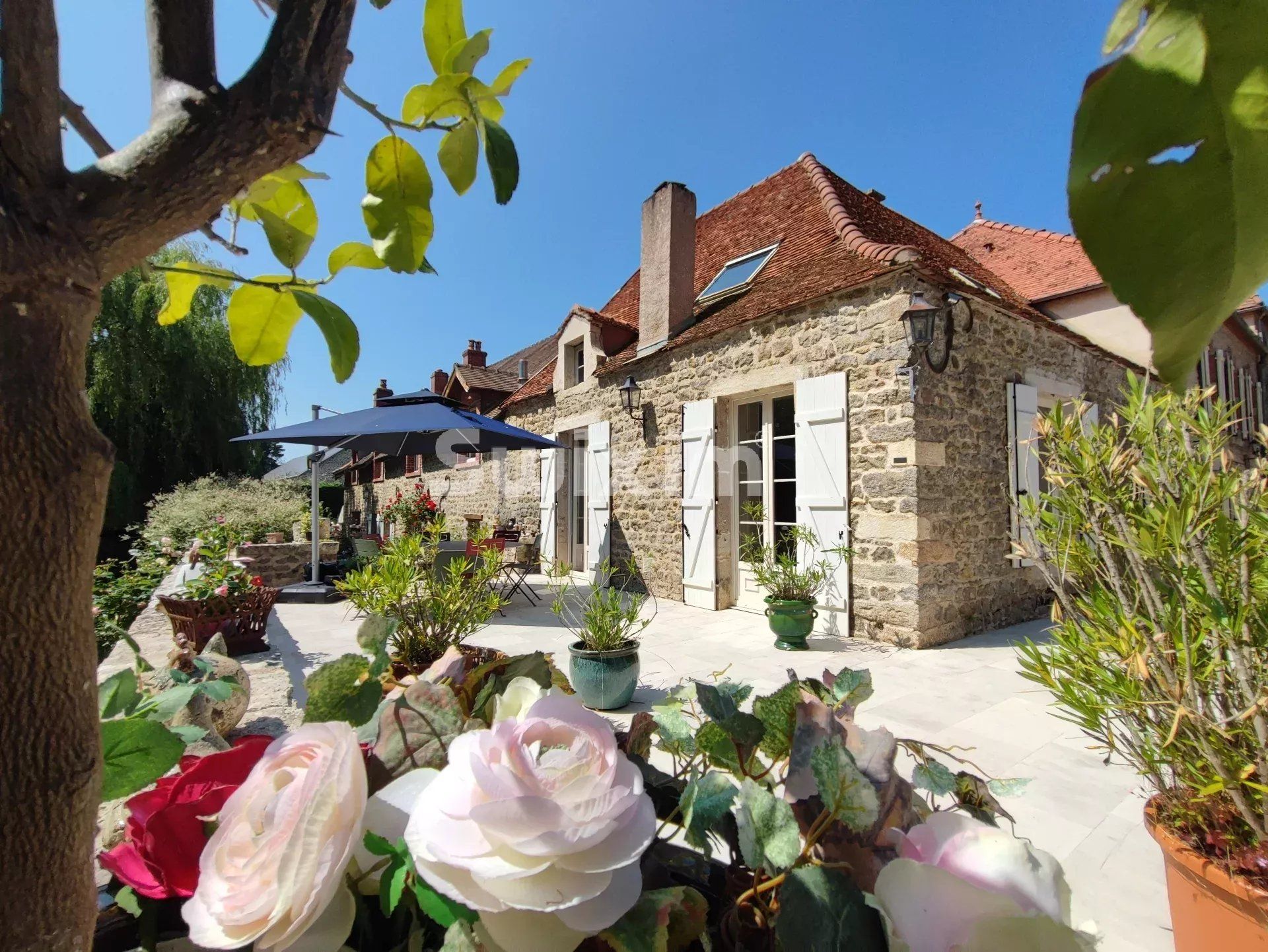 proprietà 12 Camere in vendita su Beaune (21200)