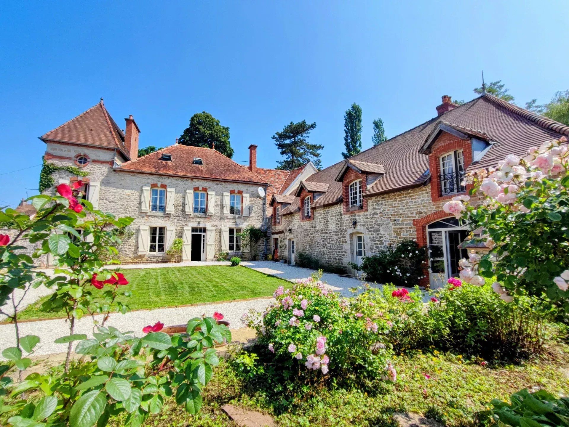 propiedad 12 Salas en venta en Beaune (21200)