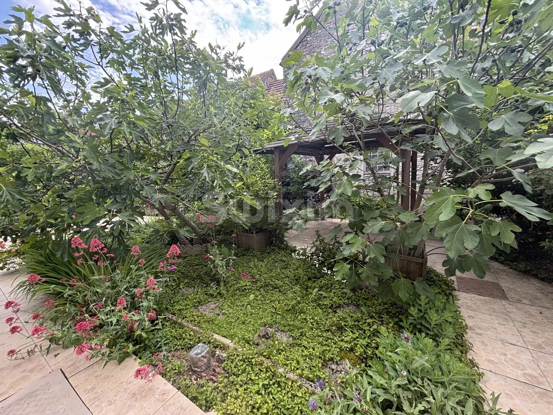 maison 5 Pièces en vente sur Précy-le-Sec (89440)