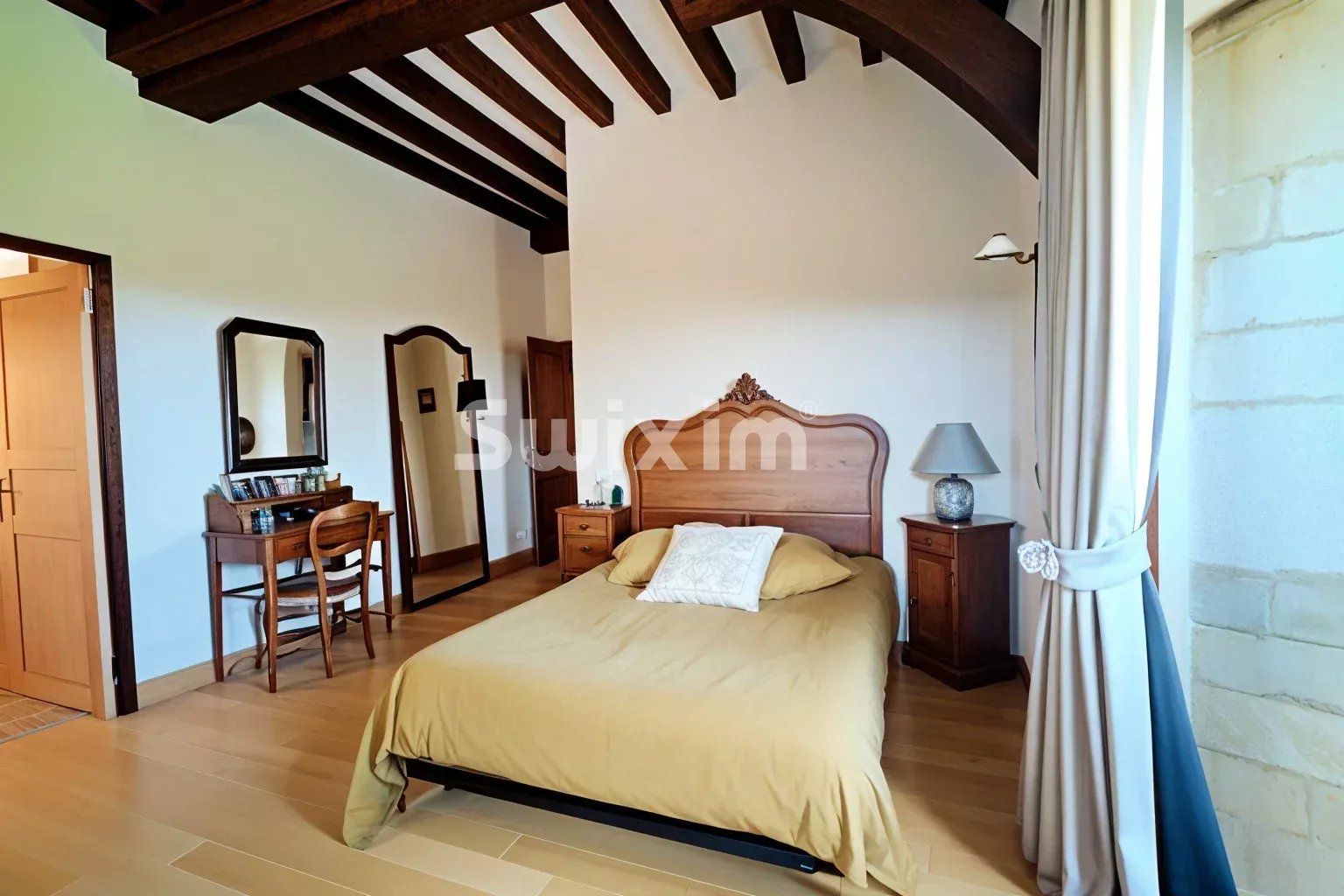 property 15 Rooms for sale on Dijon (21000)