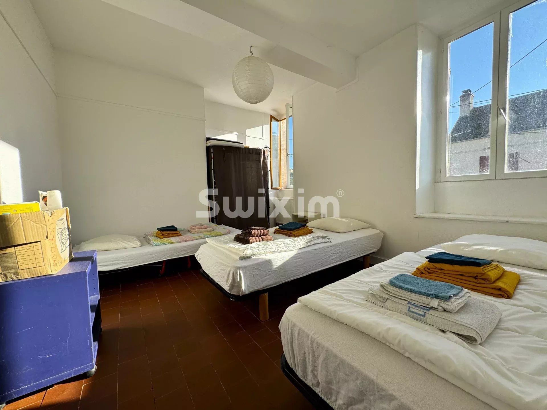 house 6 Rooms for sale on Lucy-le-Bois (89200)