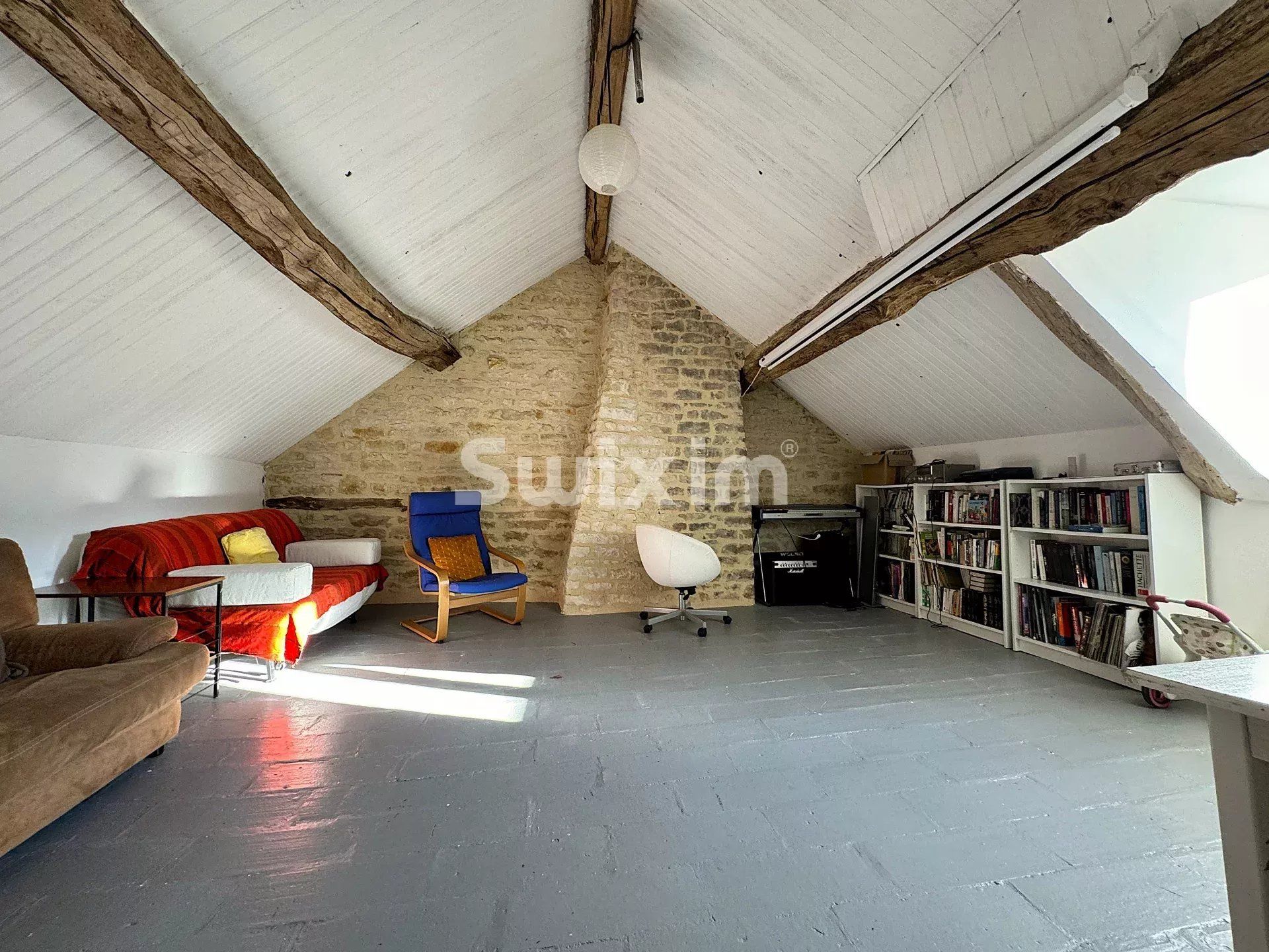 house 6 Rooms for sale on Lucy-le-Bois (89200)