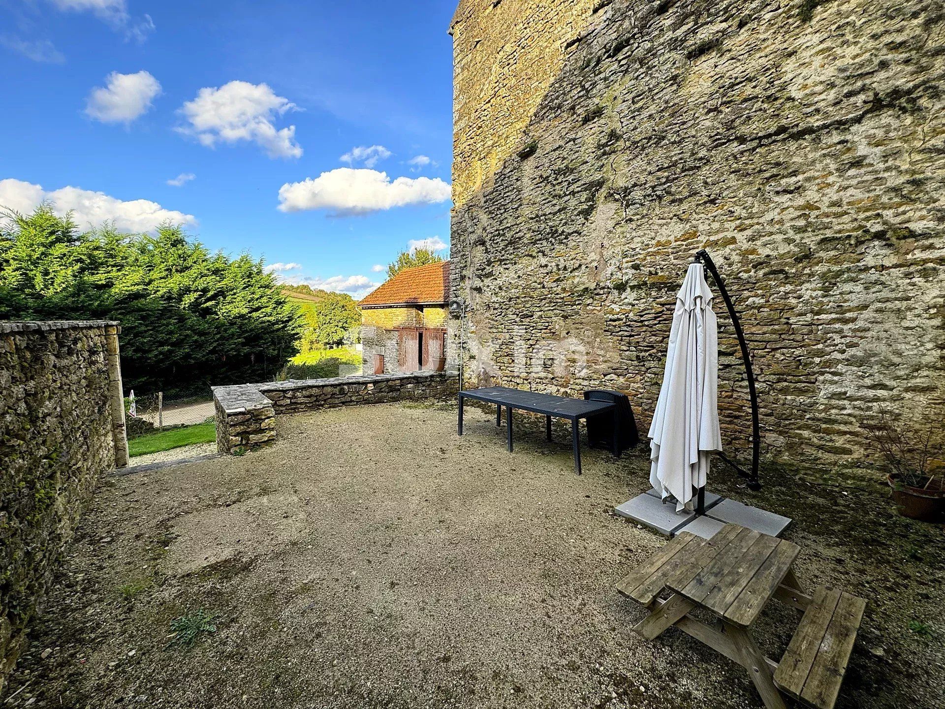 haus 6 Zimmer zum verkauf auf Lucy-le-Bois (89200)