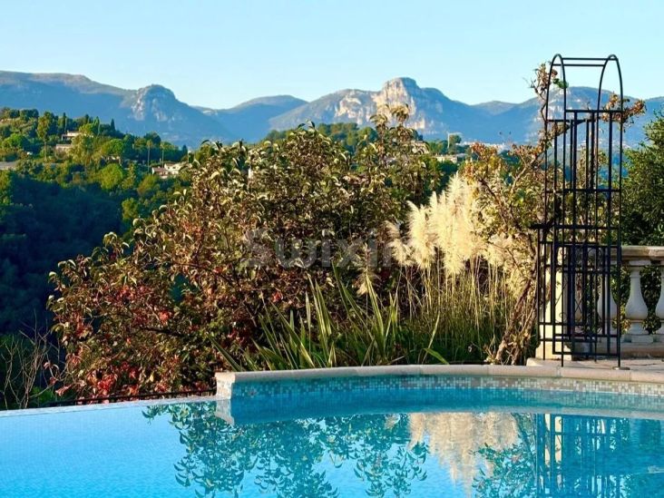 Vente Maison Saint-Paul-de-Vence 8 Pièces 294 m²