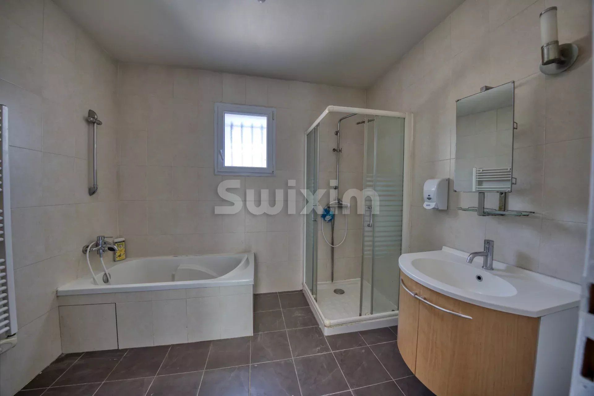 villa 5 Rooms for sale on Chamborigaud (30530)