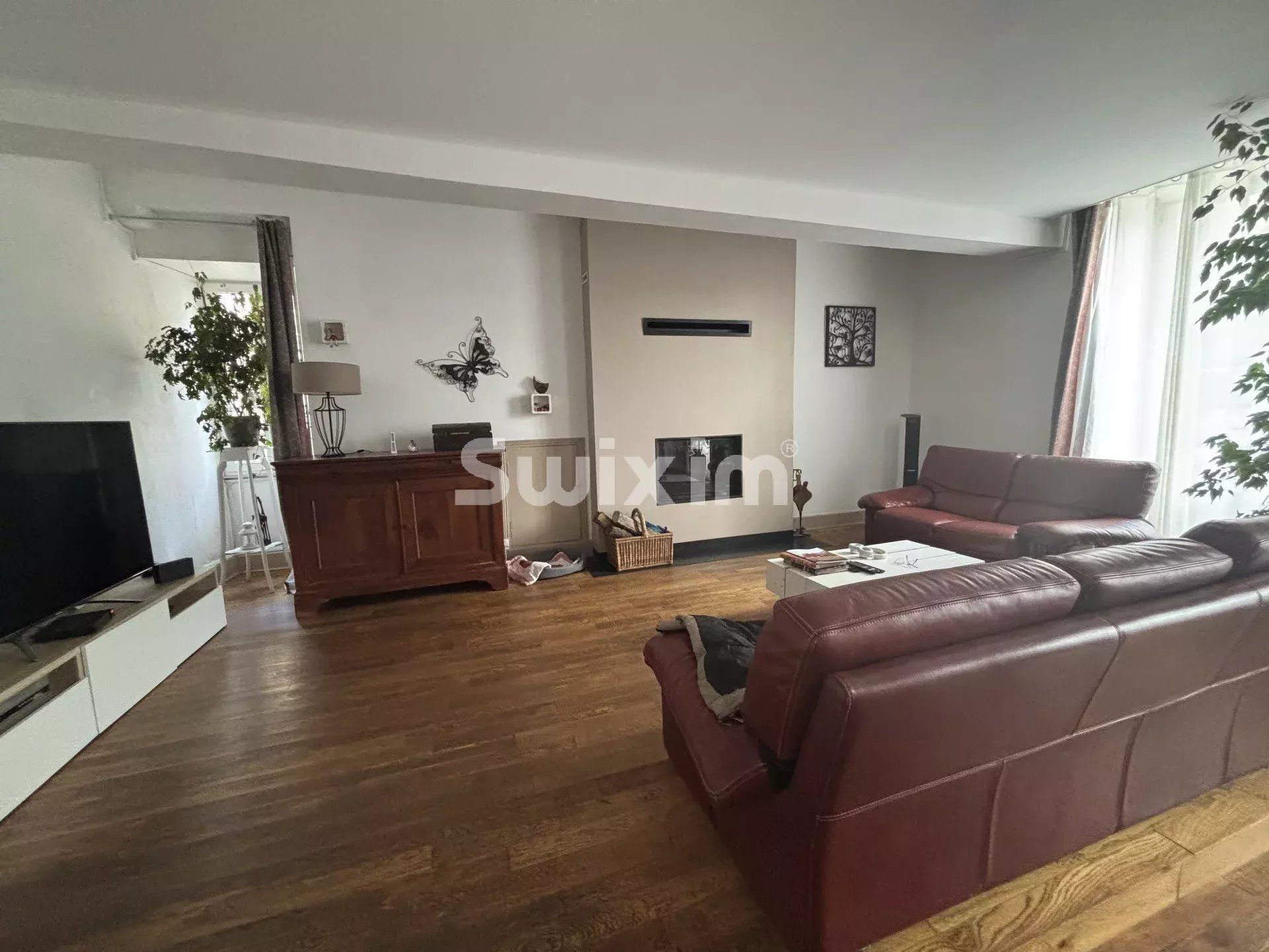 house 6 Rooms for sale on Cussy-les-Forges (89420)