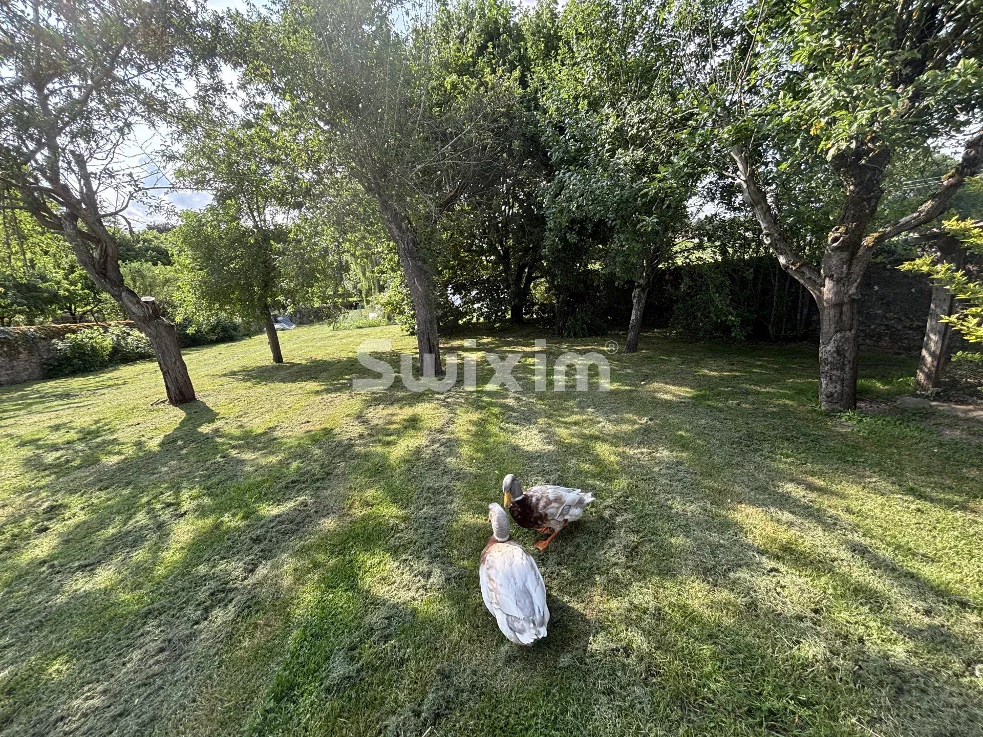 house 6 Rooms for sale on Cussy-les-Forges (89420)