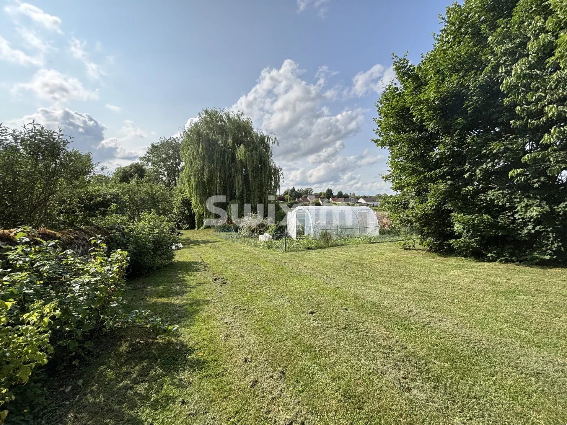 house 6 Rooms for sale on Cussy-les-Forges (89420)