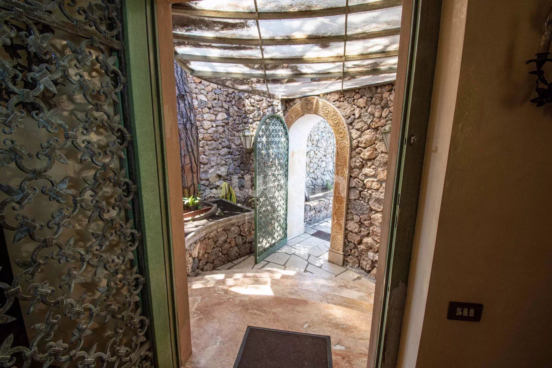 villa 13 Rooms for sale on Monte Argentario (58019)