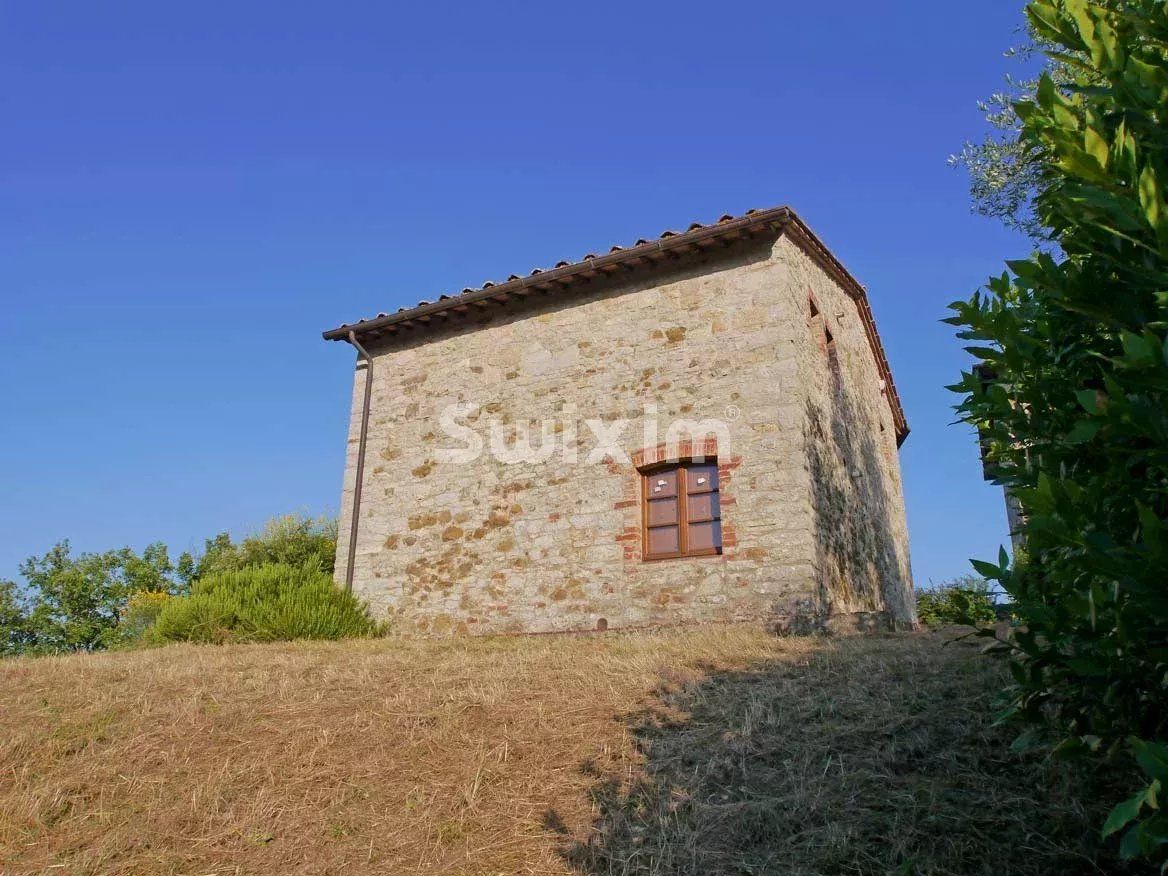 maison 30 Pièces en vente sur Castelnuovo Berardenga (53019)