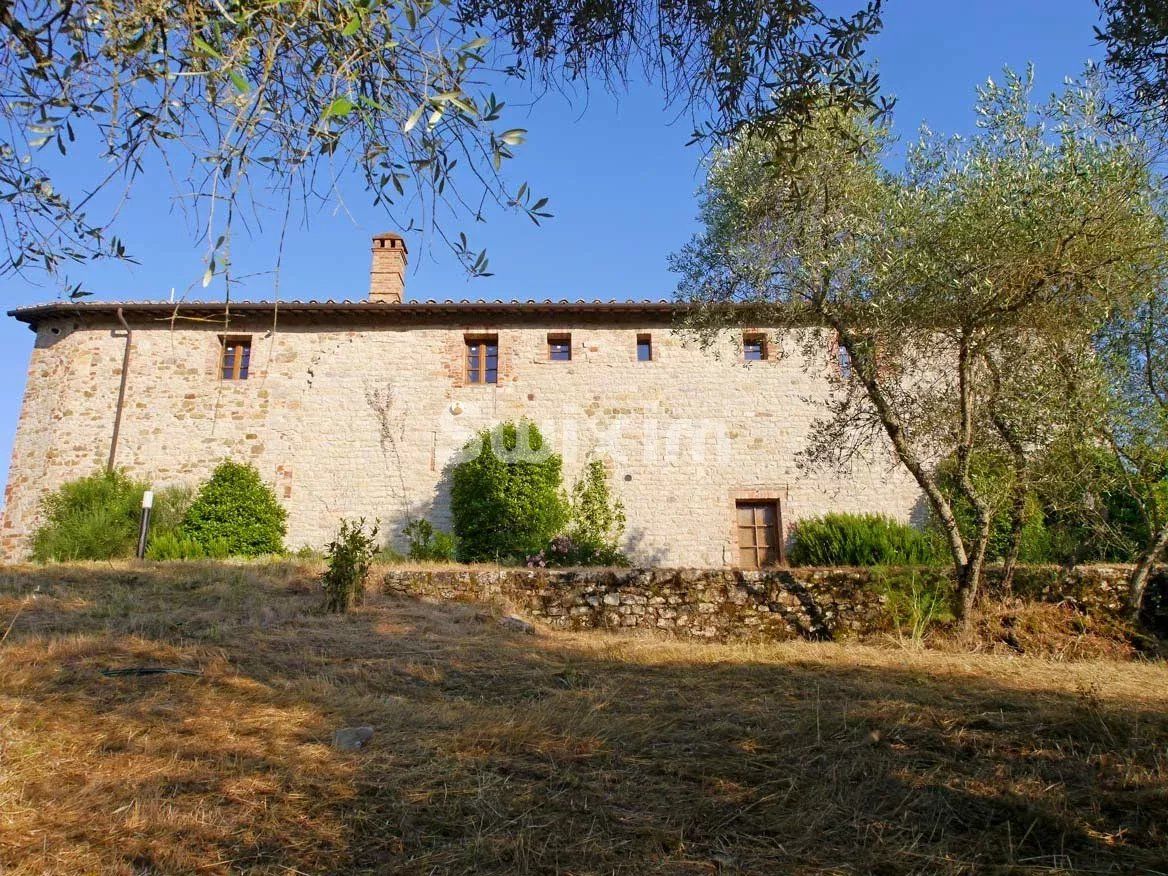 maison 30 Pièces en vente sur Castelnuovo Berardenga (53019)