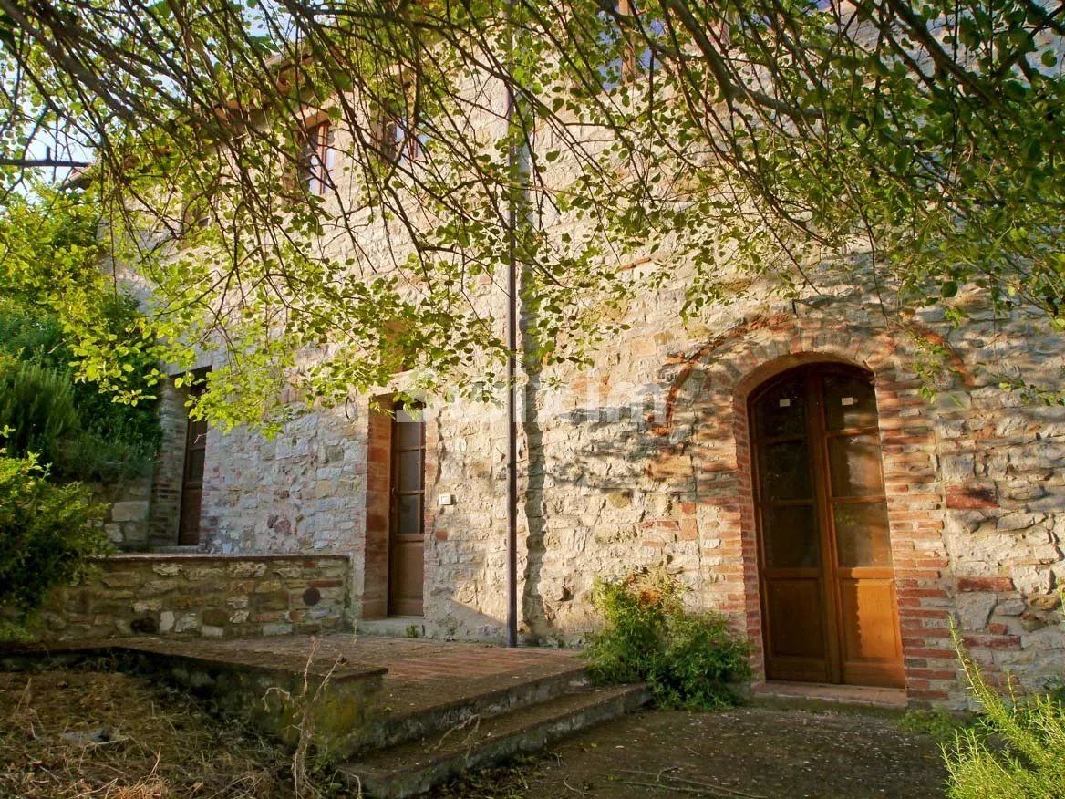 maison 30 Pièces en vente sur Castelnuovo Berardenga (53019)