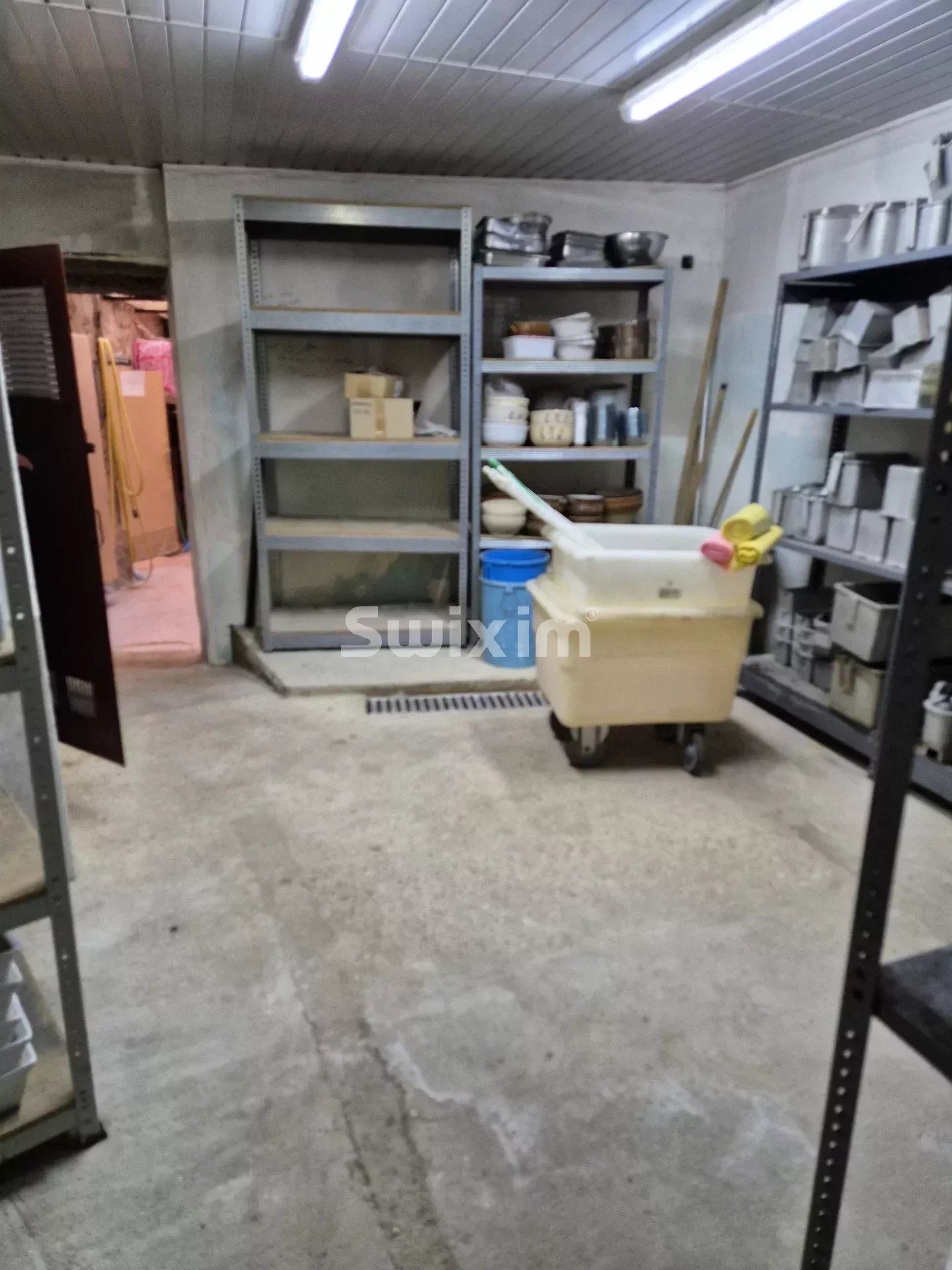 edifício 11 Quartos para venda sobre Lormes (58140)