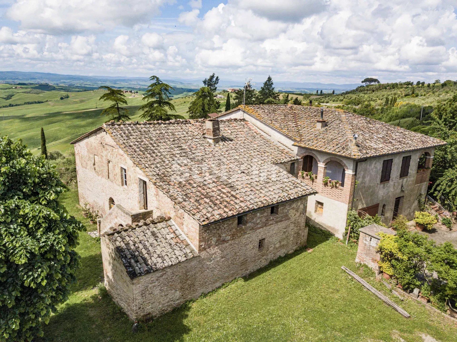 haus 7 Zimmer zum verkauf auf Castelnuovo Berardenga (53019)