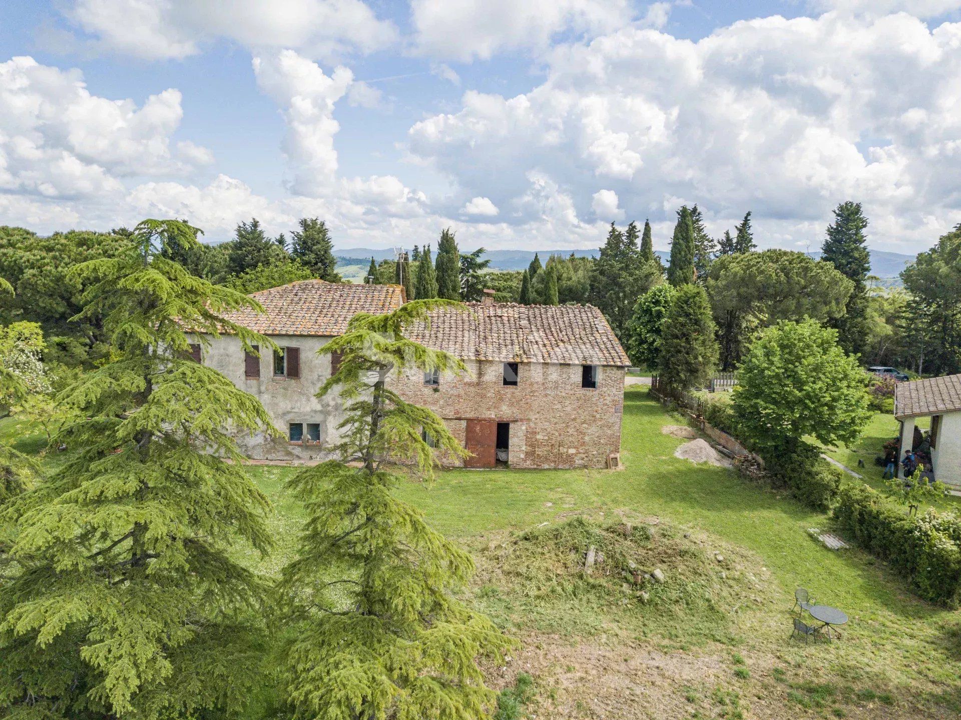 haus 7 Zimmer zum verkauf auf Castelnuovo Berardenga (53019)