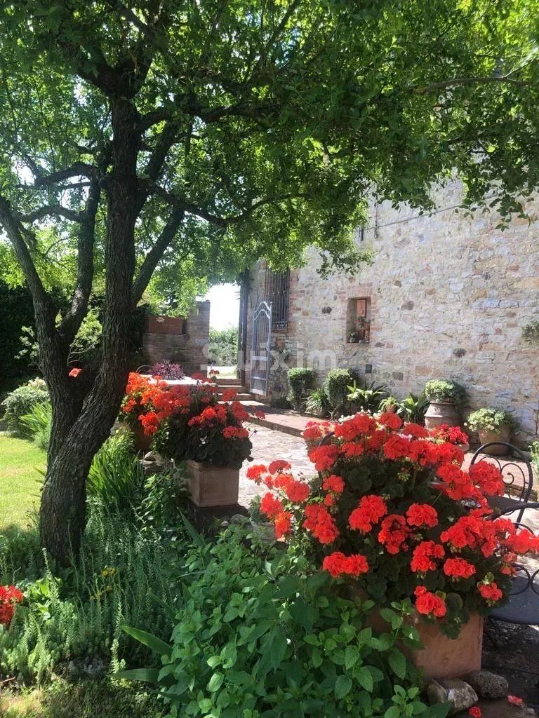 casa 6 Camere in vendita su Castelnuovo Berardenga (53019)