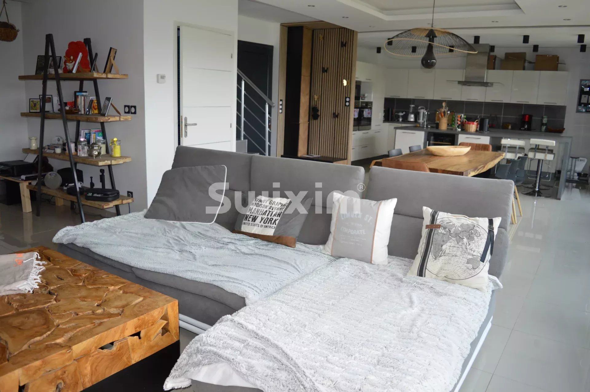 appartamento 4 Camere in vendita su Morbier (39400)