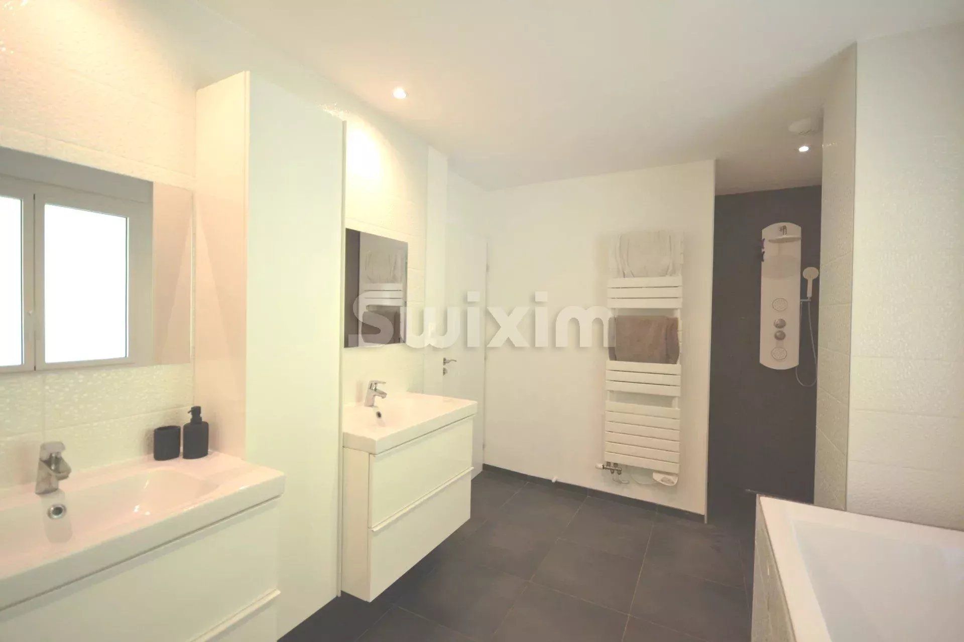 propiedad 5 Salas en venta en Vaulx (74150)