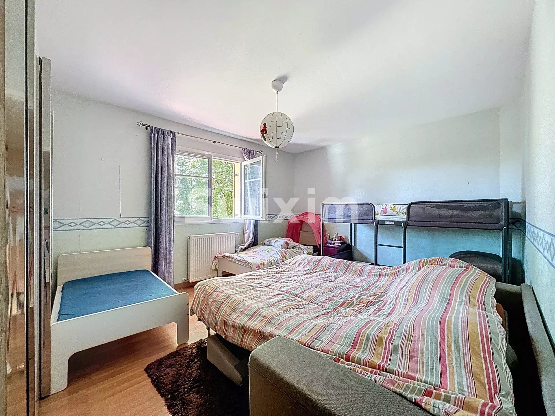 casa 8 Camere in vendita su Gex (01170)