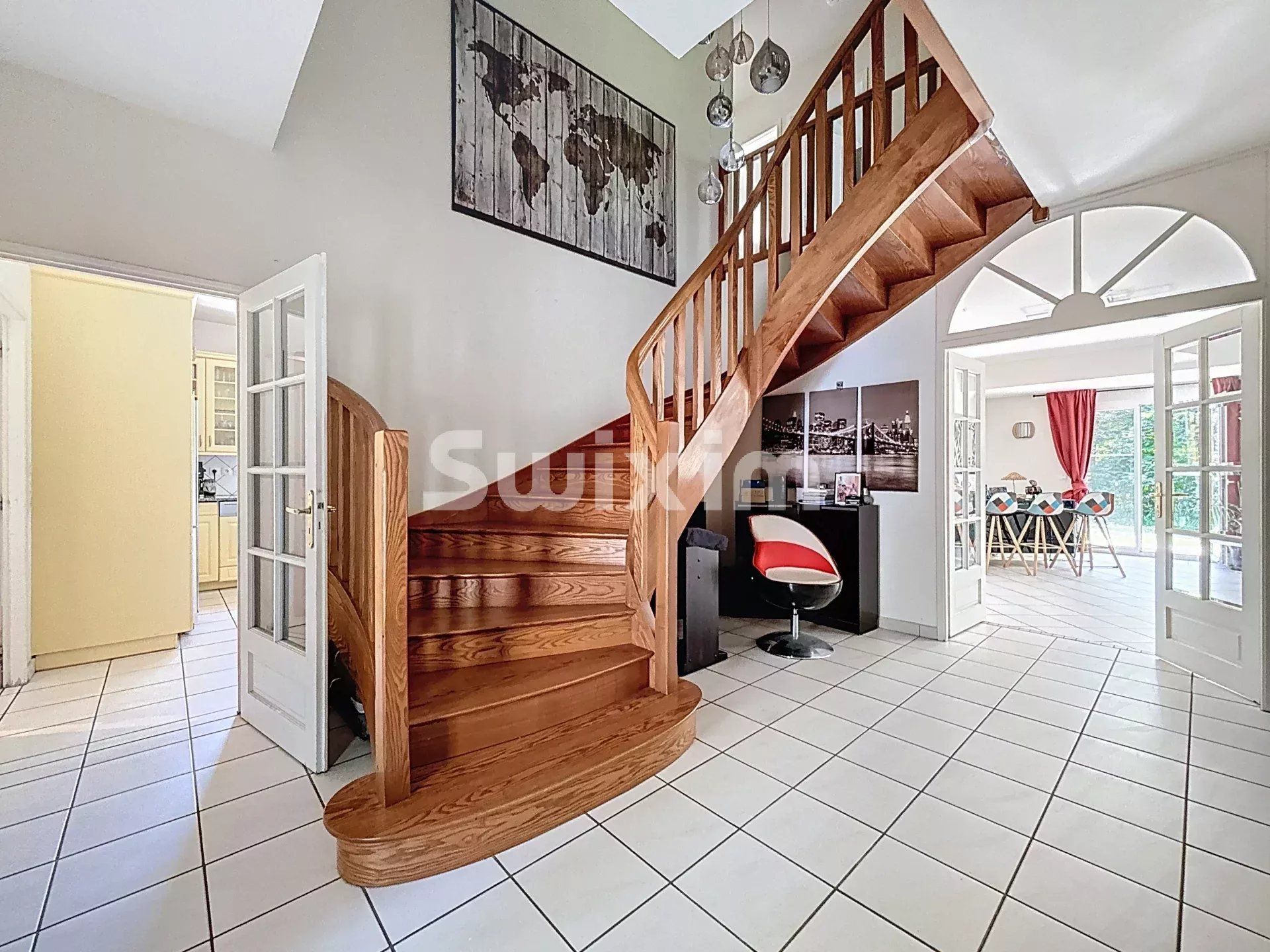 casa 8 Camere in vendita su Gex (01170)