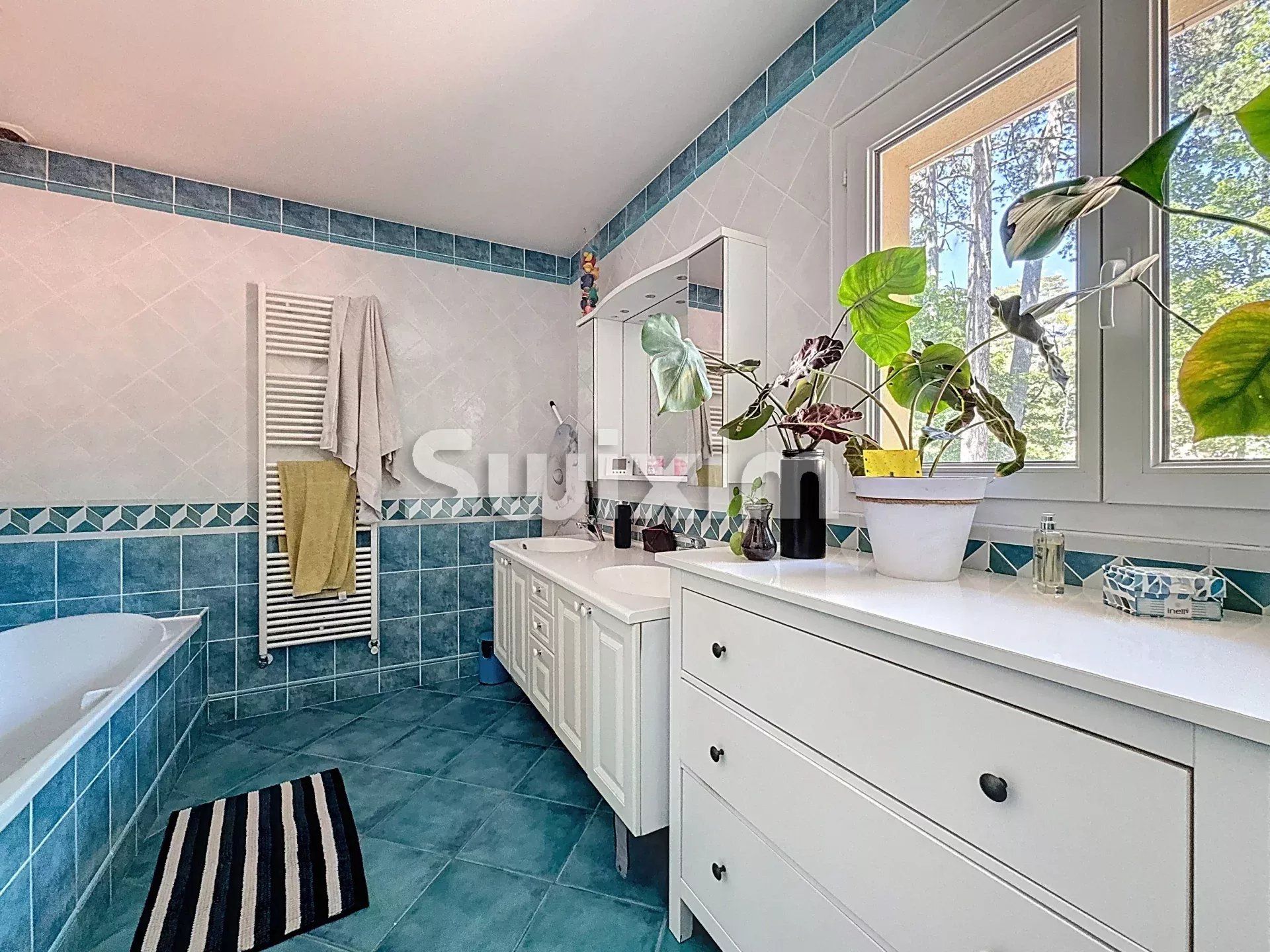 casa 8 Camere in vendita su Gex (01170)