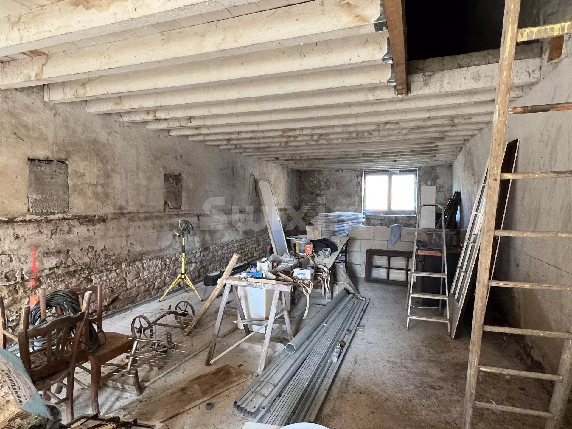 casa 4 Quartos para venda sobre Lons-le-Saunier (39000)