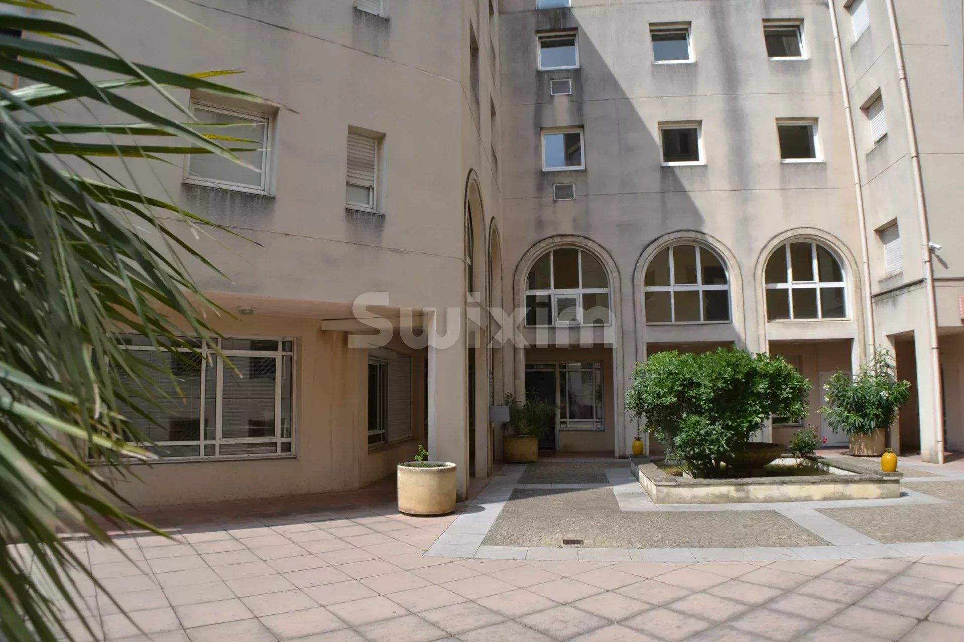 apartamento 5 Quartos para venda sobre Arles (13200)