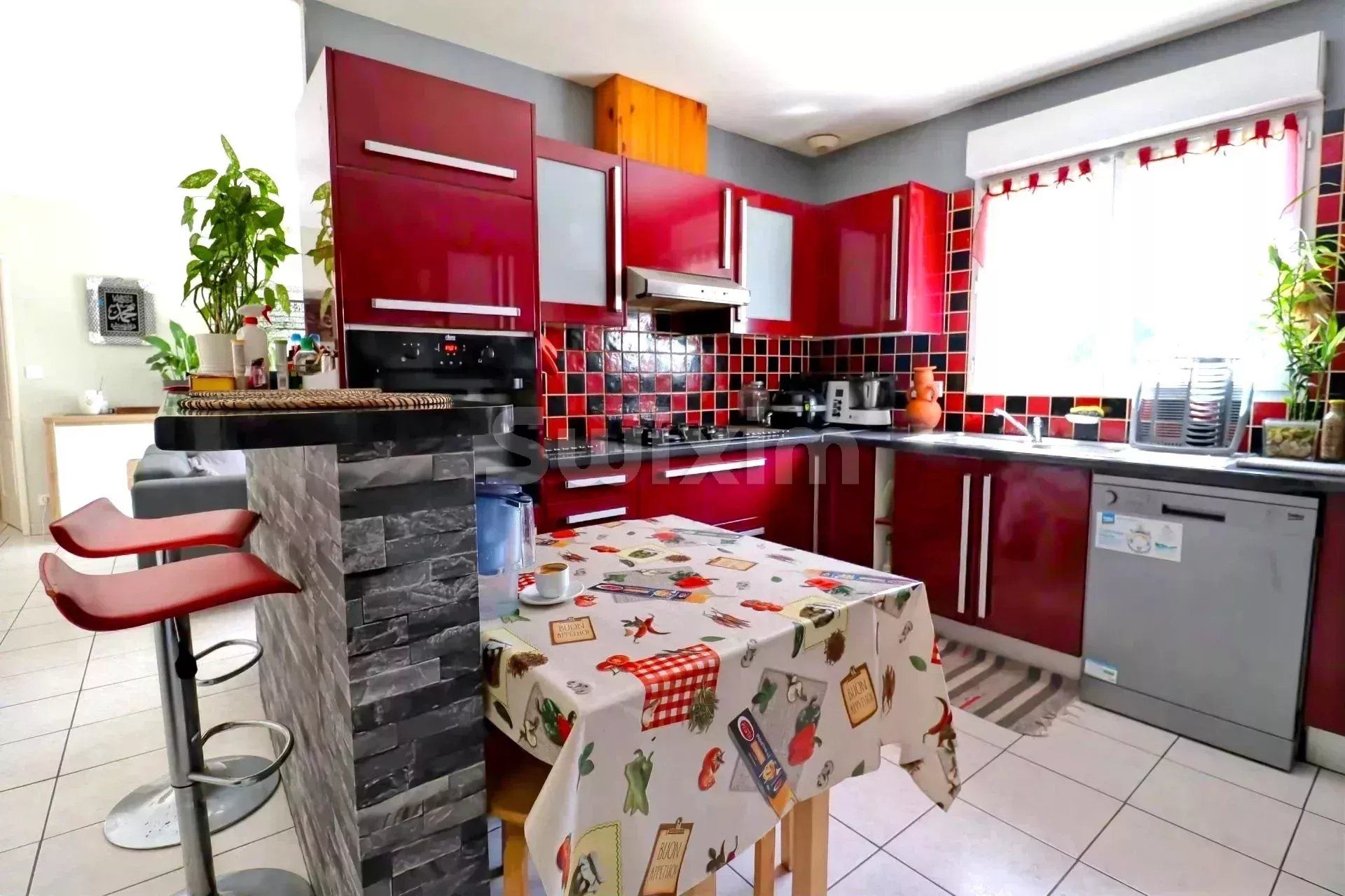 casa 6 Camere in vendita su Saint-Marcel (71380)