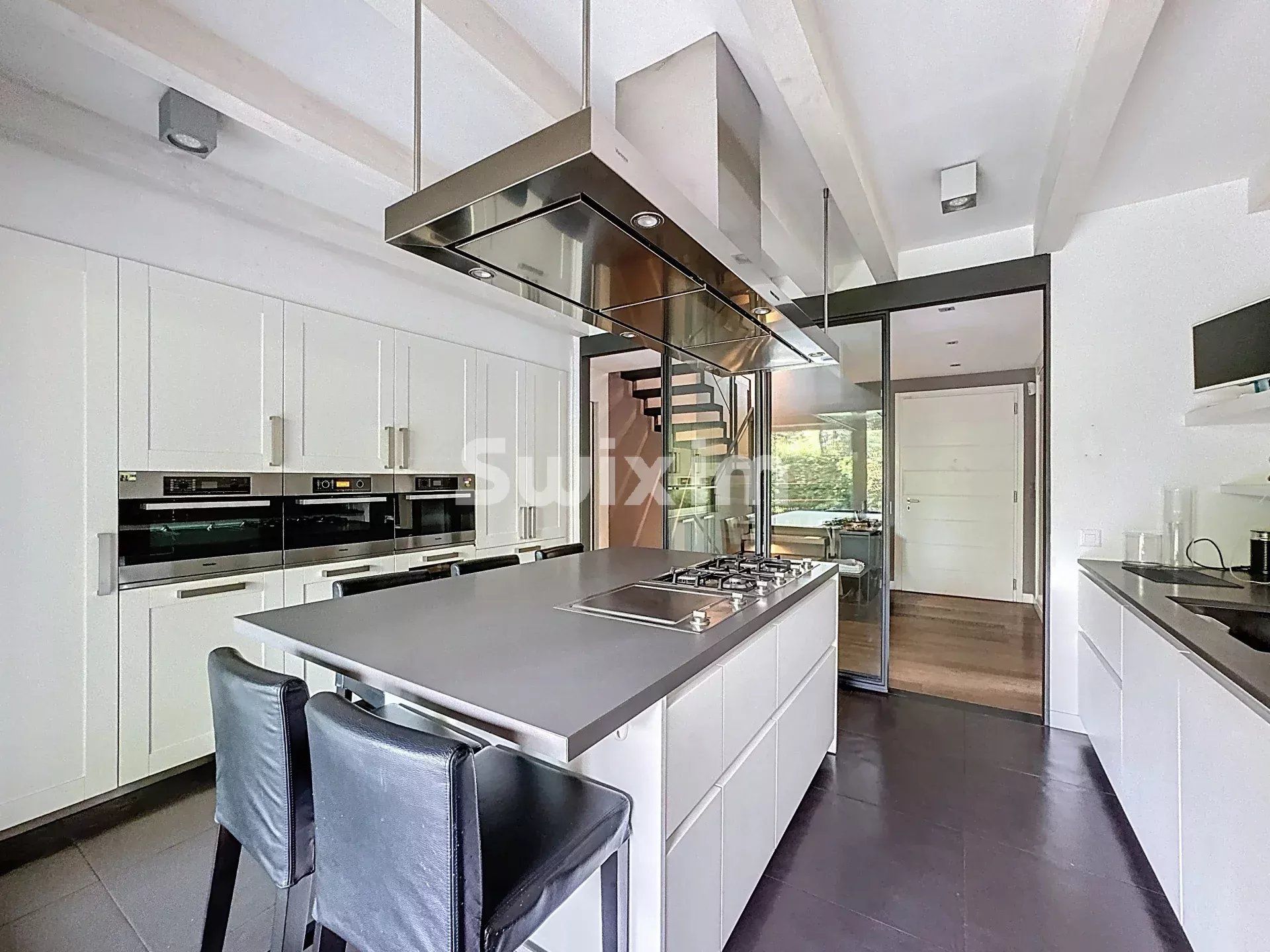 villa 6 Pièces en vente sur Troinex (1256)