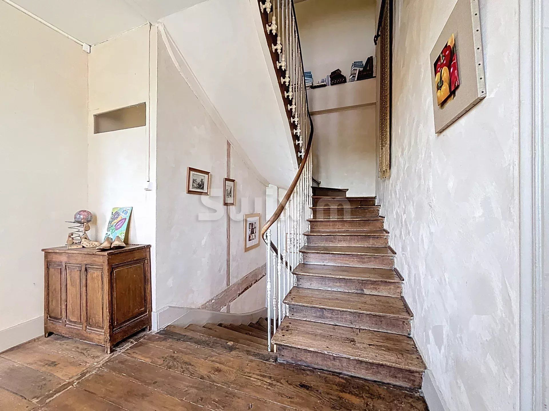 house 12 Rooms for sale on Montbellet (71260)