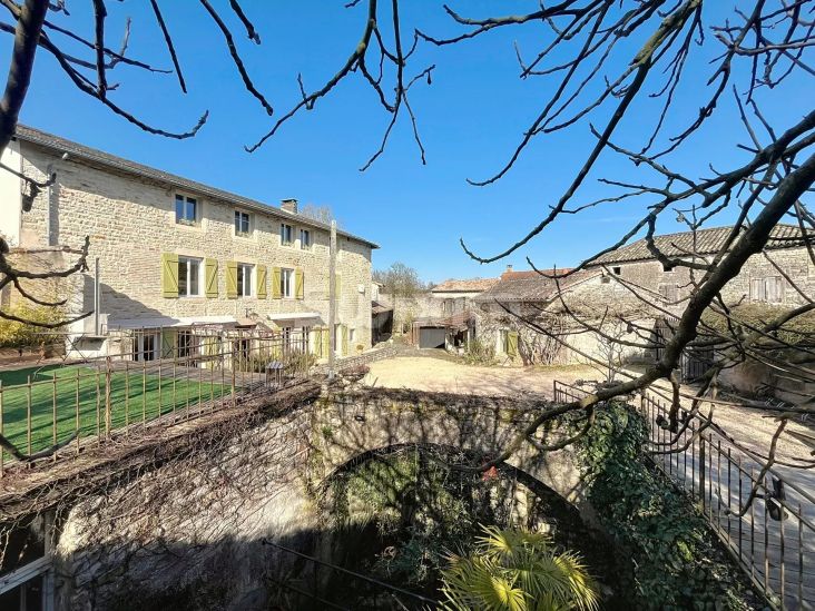 Vente Maison Montbellet 12 Pièces 328 m²