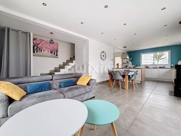 Vente Maison Villefranche-sur-Saône 5 Pièces 102.69 m²