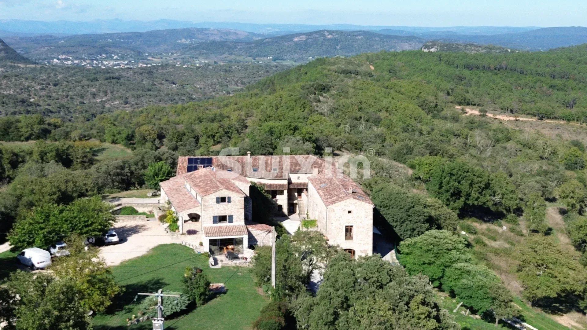 propriété 32 Pièces en vente sur Vagnas (07150)