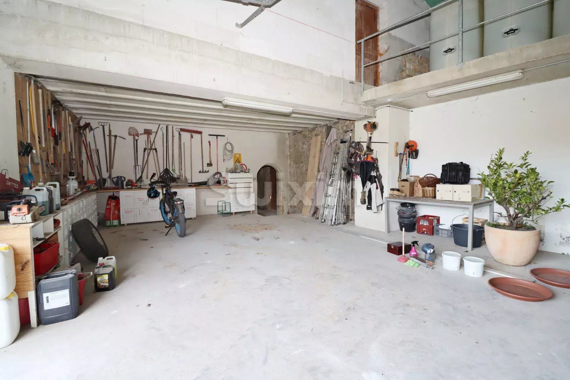 propriété 32 Pièces en vente sur Vagnas (07150)