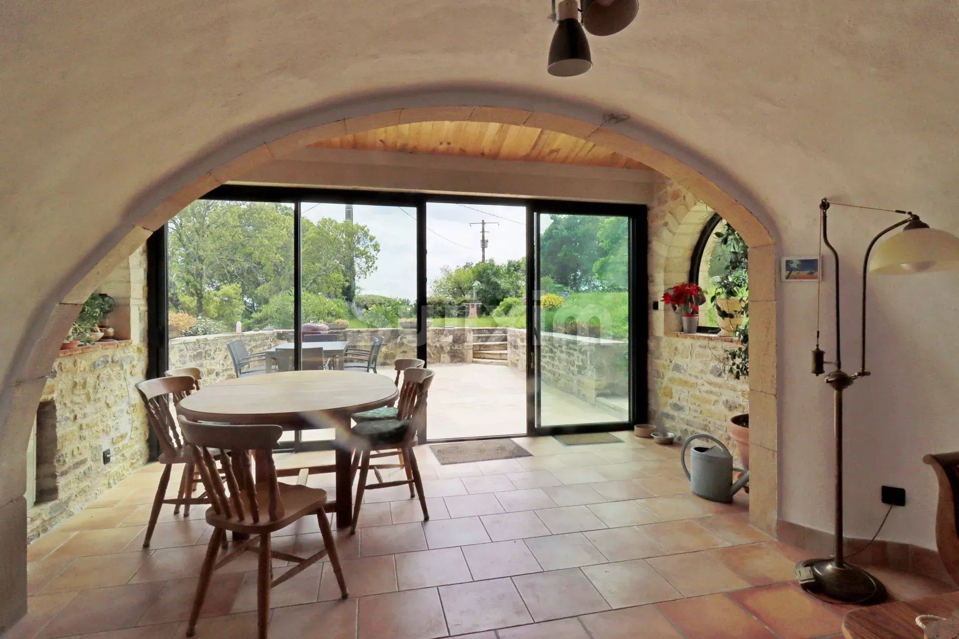 propriété 32 Pièces en vente sur Vagnas (07150)