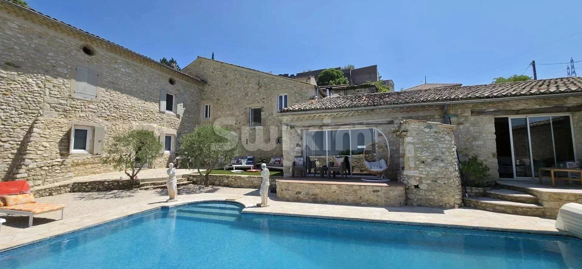 casa 14 Camere in vendita su Montélimar (26200)