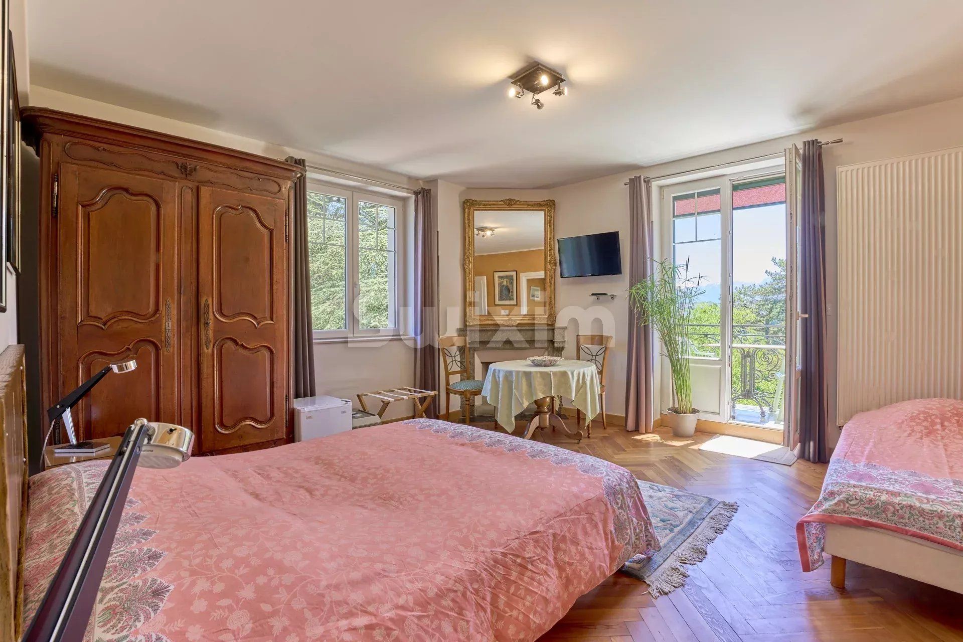 maison 11 Pièces en vente sur Saint-Julien-en-Genevois (74160)