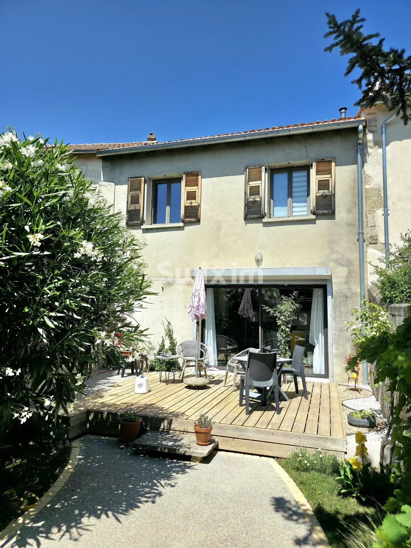 casa 4 Camere in vendita su Valréas (84600)