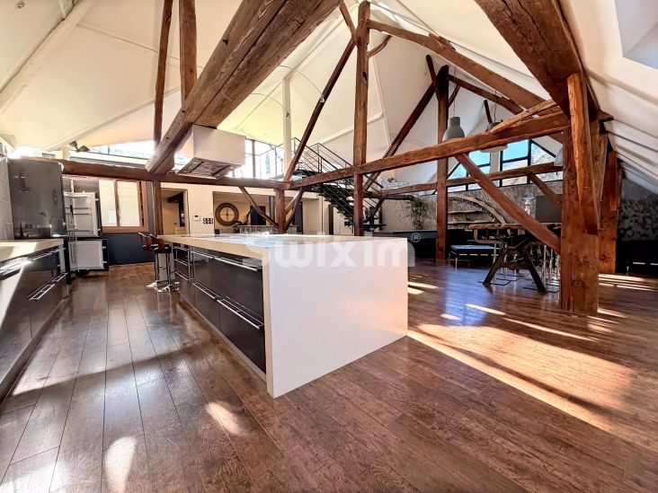 Sale House Pringy 6&nbsp;Rooms 285&nbsp;m²