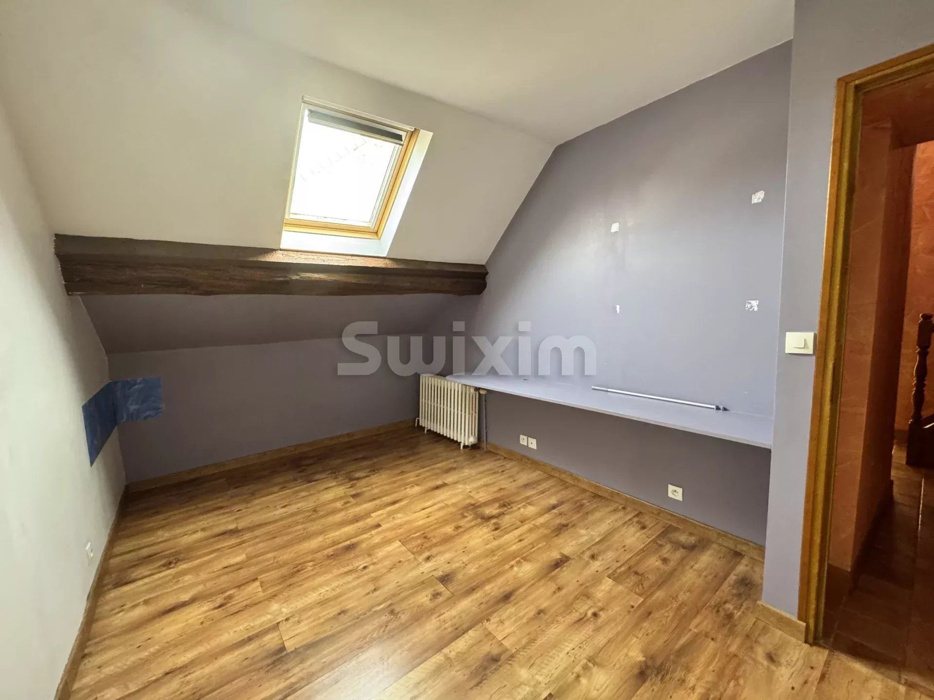 casa 6 Camere in vendita su Montillot (89660)