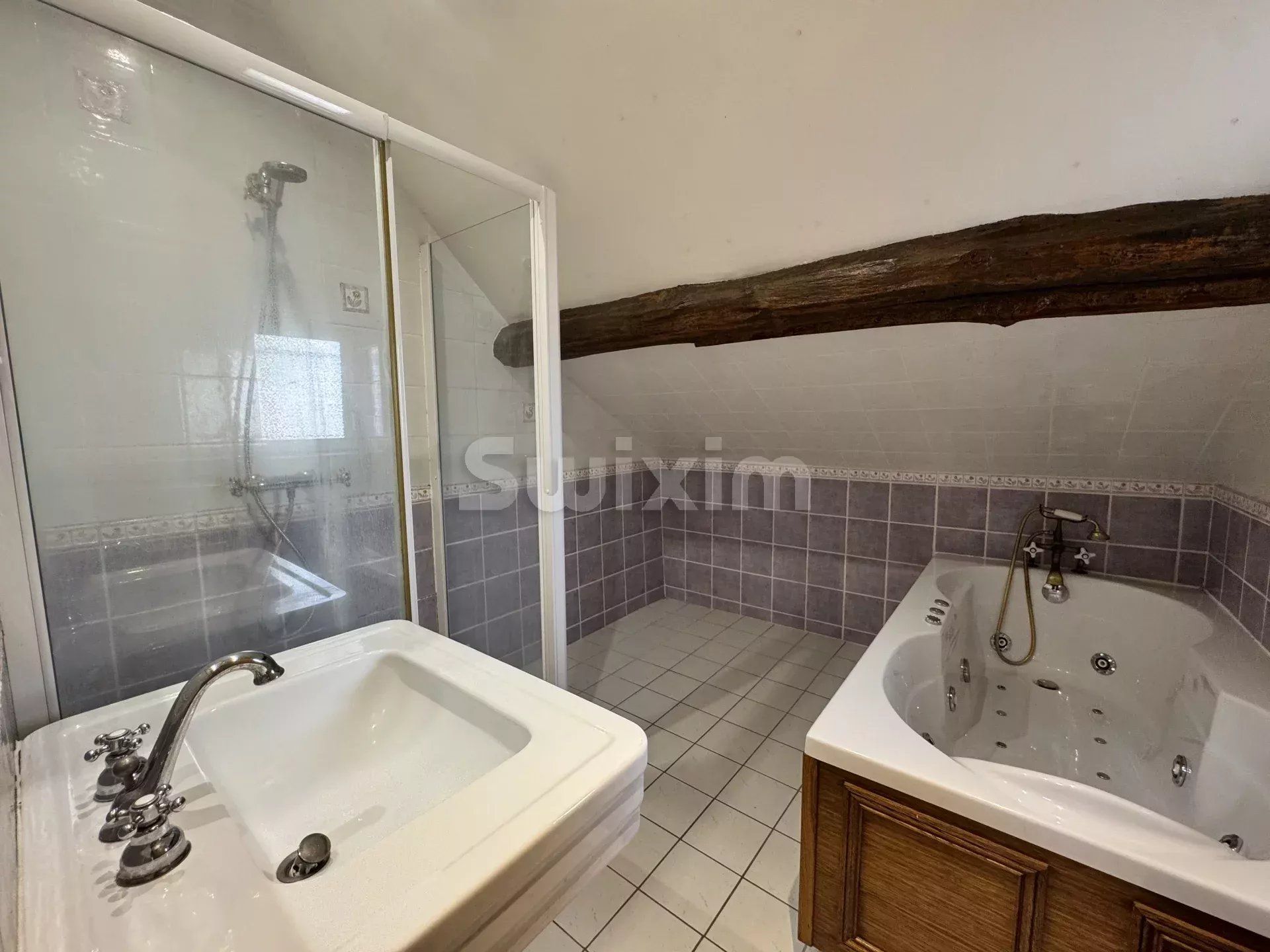 casa 6 Camere in vendita su Montillot (89660)