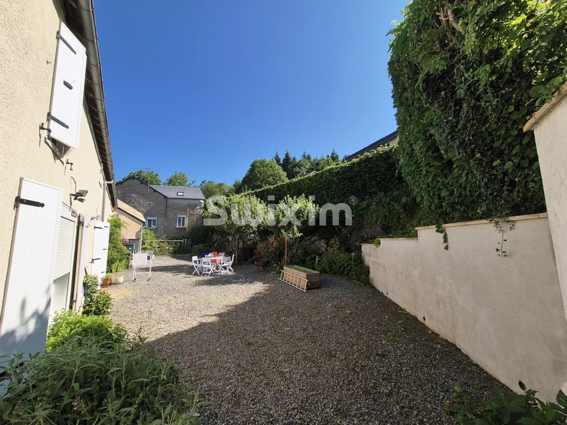 house 5 Rooms for sale on Château-Chinon (Ville) (58120)