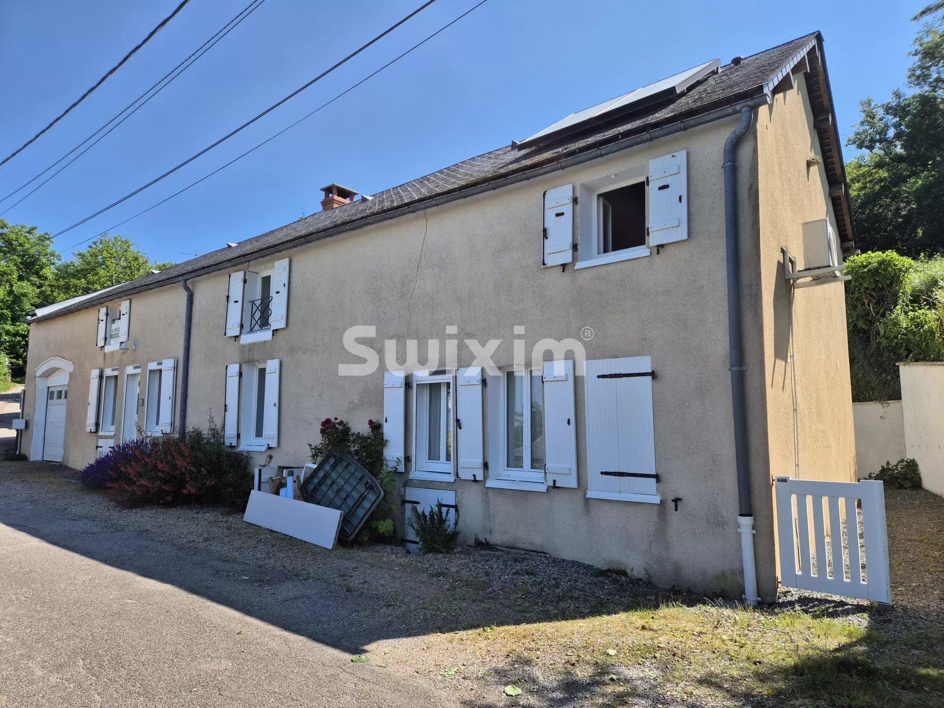 house 5 Rooms for sale on Château-Chinon (Ville) (58120)