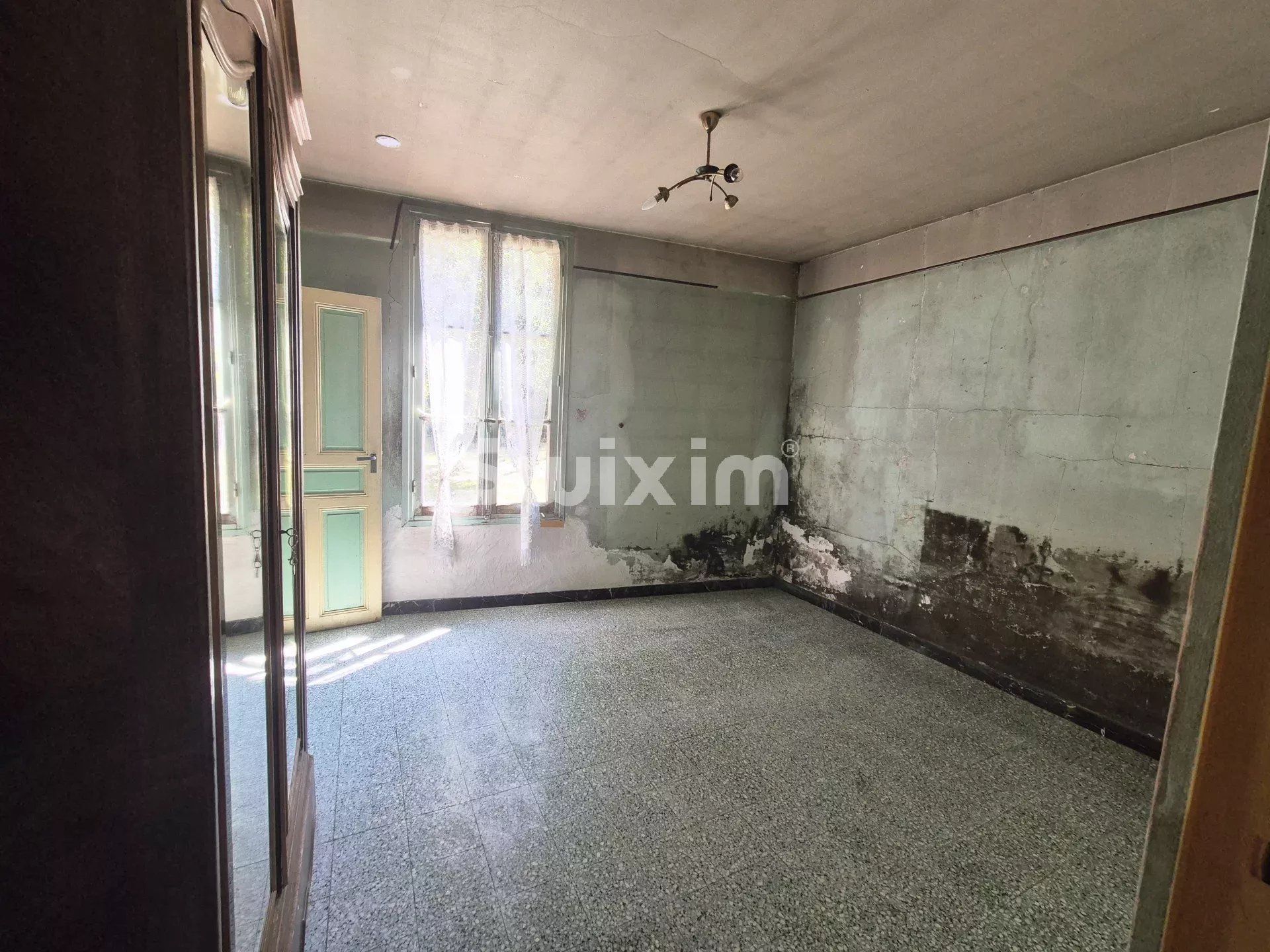 house 6 Rooms for sale on Planchez (58230)