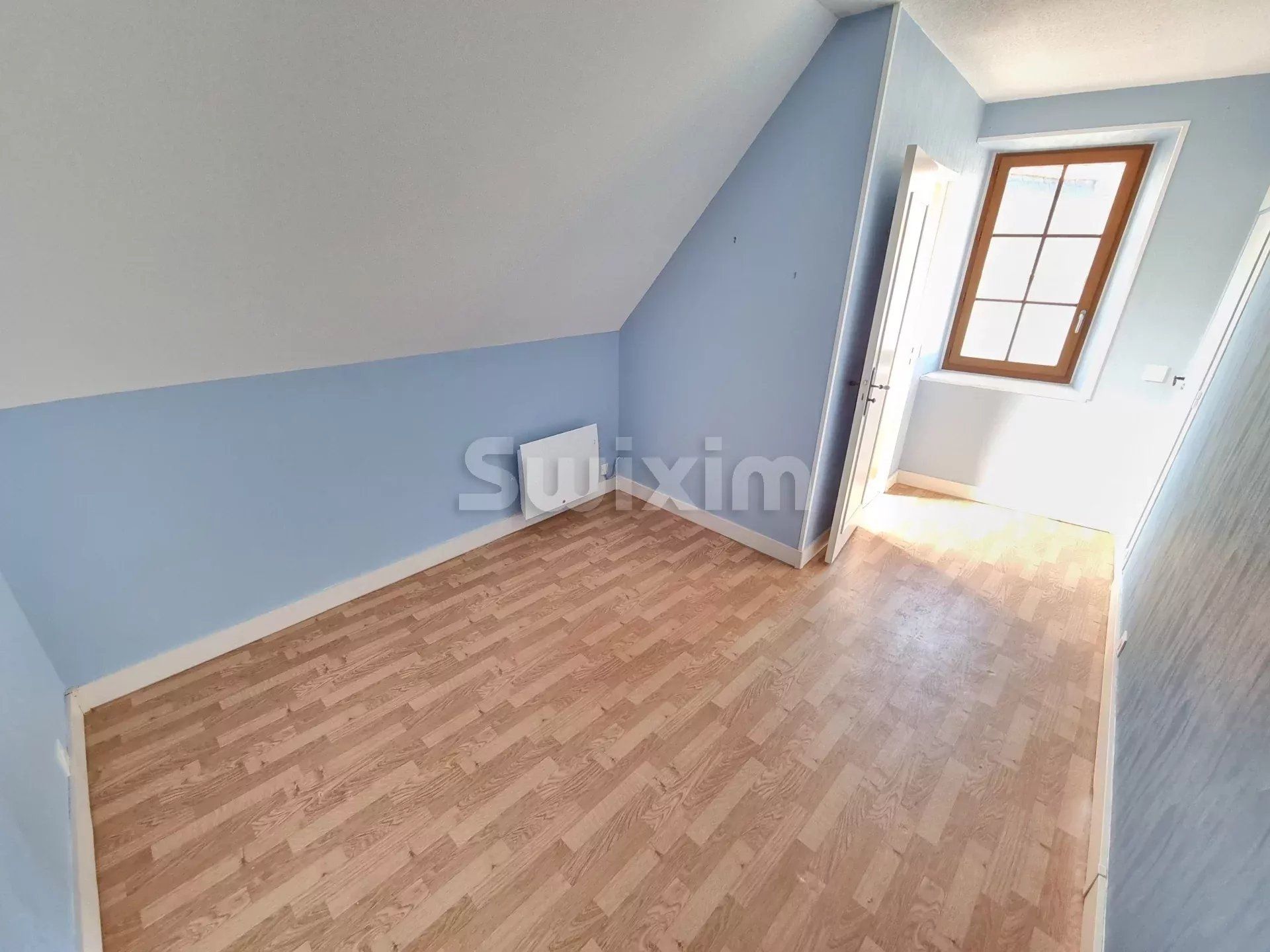 casa 4 Quartos para venda sobre Varzy (58210)