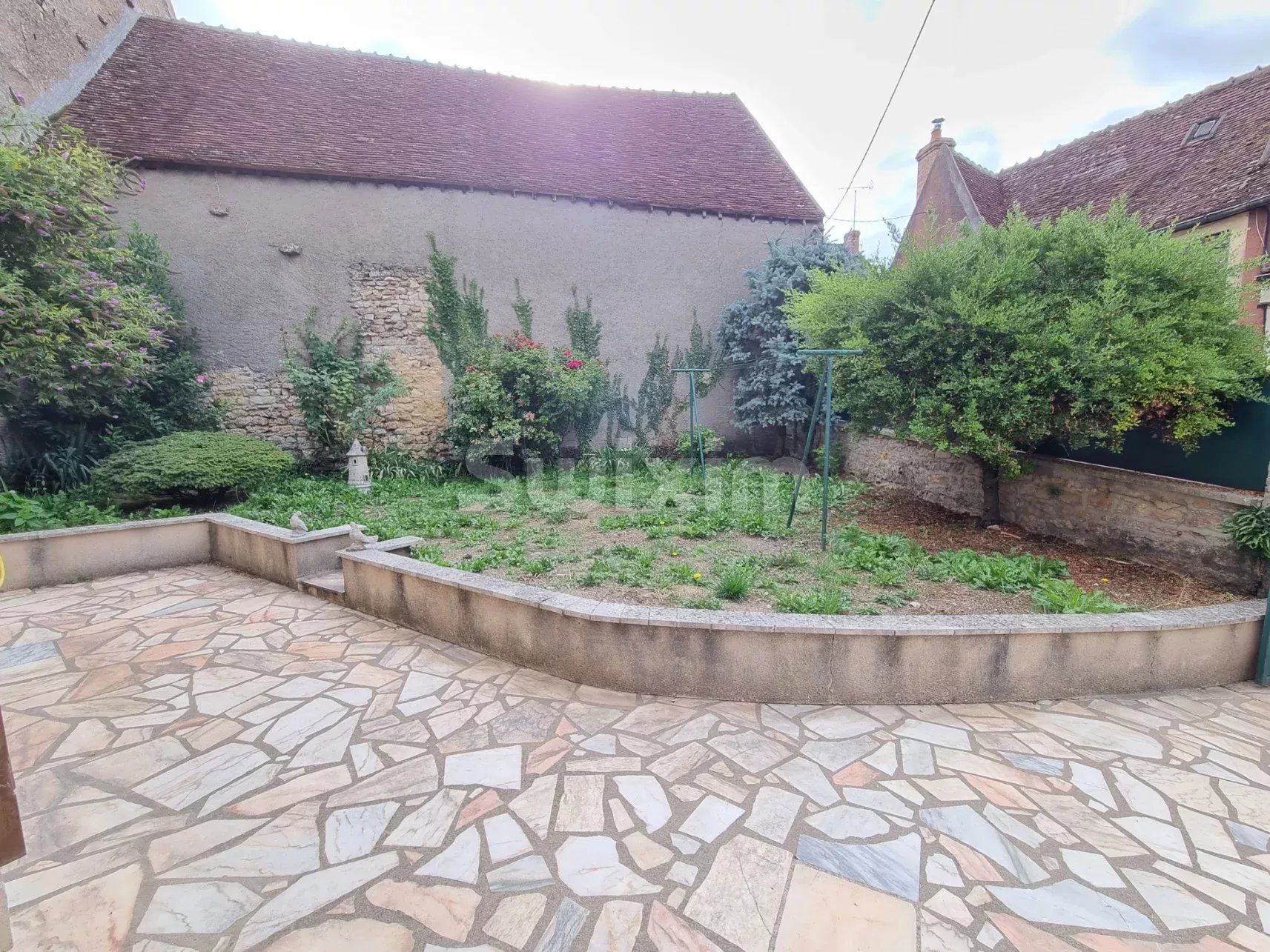 casa 4 Quartos para venda sobre Varzy (58210)