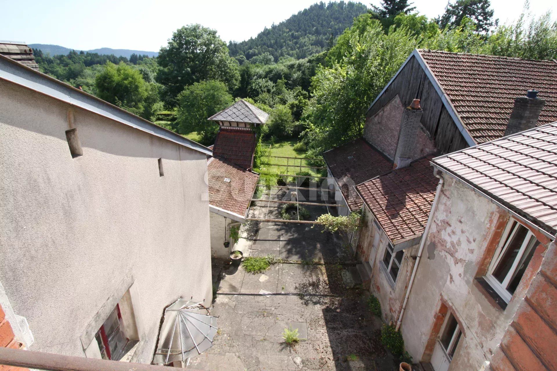 casa 15 Camere in vendita su Bruyères (88600)