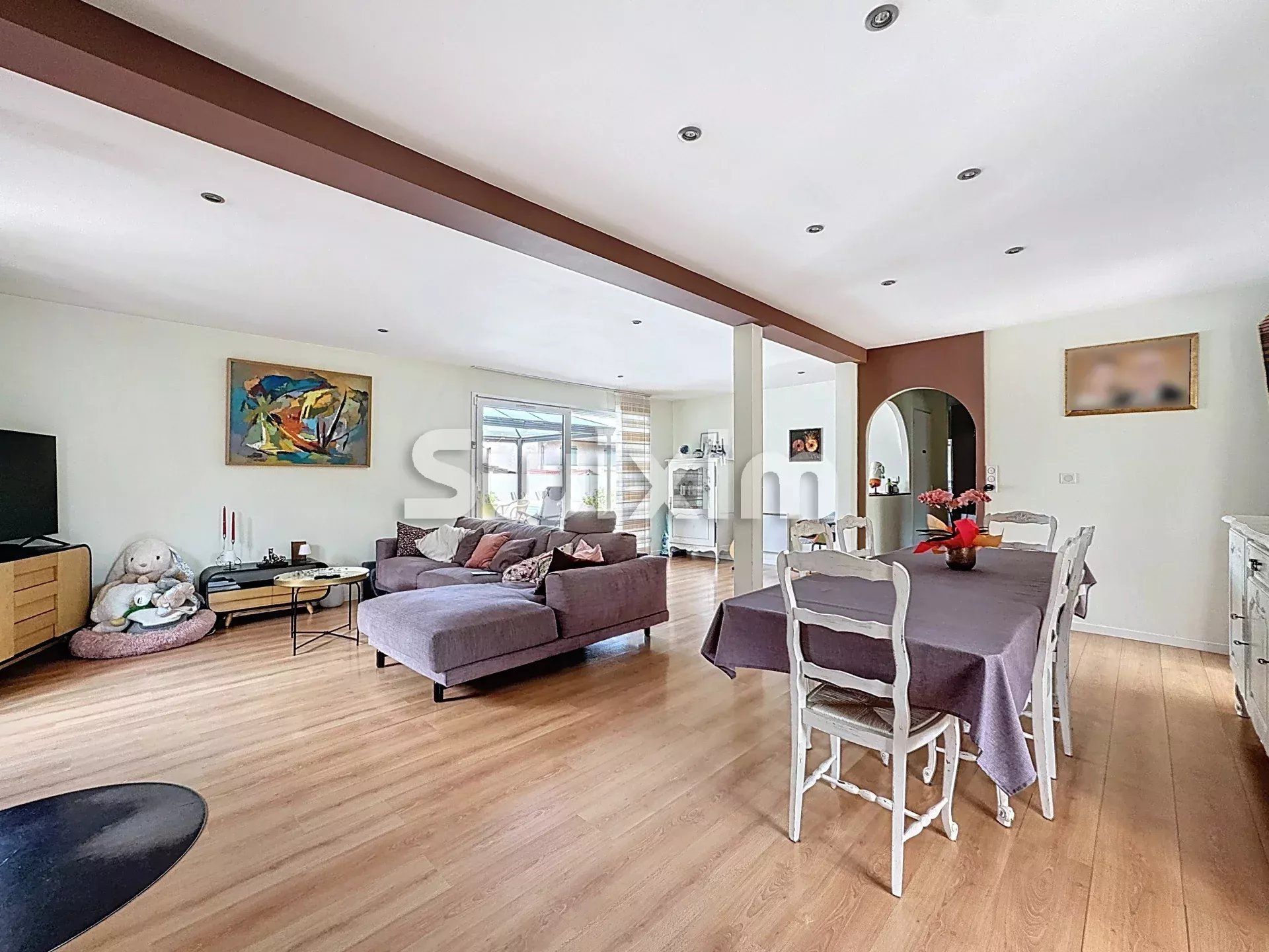 maison 6 Pièces en vente sur Cessy (01170)